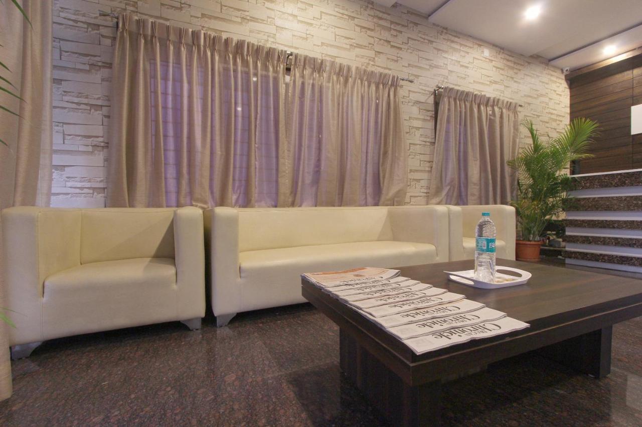 Capital O 70534 Habitat Suites And Rooms Bangalore Exteriör bild