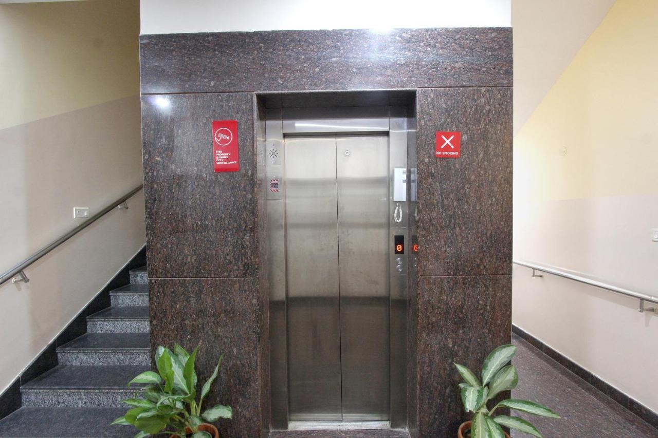Capital O 70534 Habitat Suites And Rooms Bangalore Exteriör bild