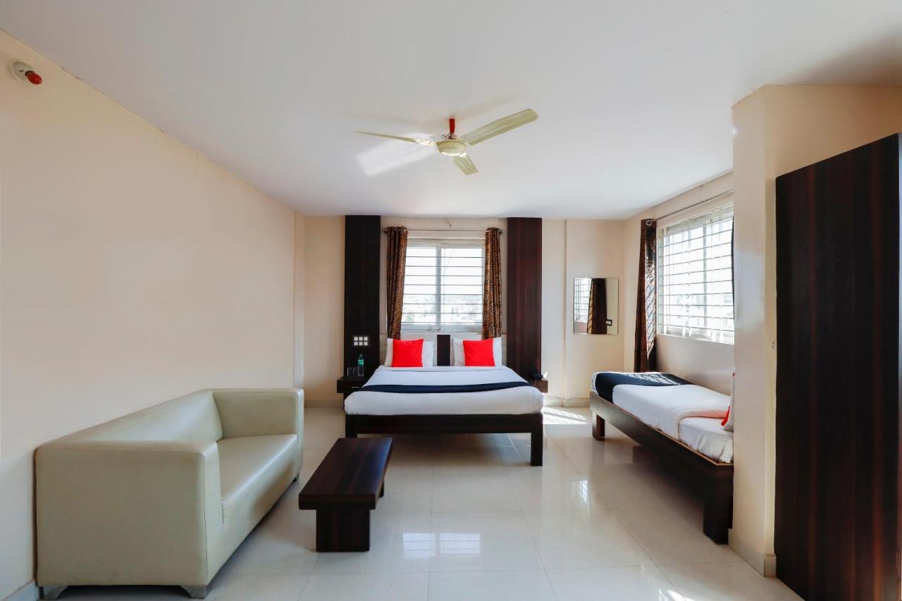 Capital O 70534 Habitat Suites And Rooms Bangalore Exteriör bild