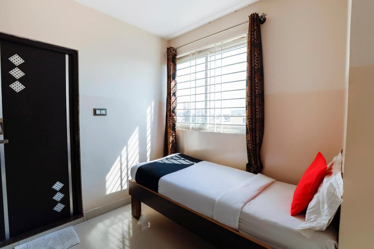 Capital O 70534 Habitat Suites And Rooms Bangalore Exteriör bild