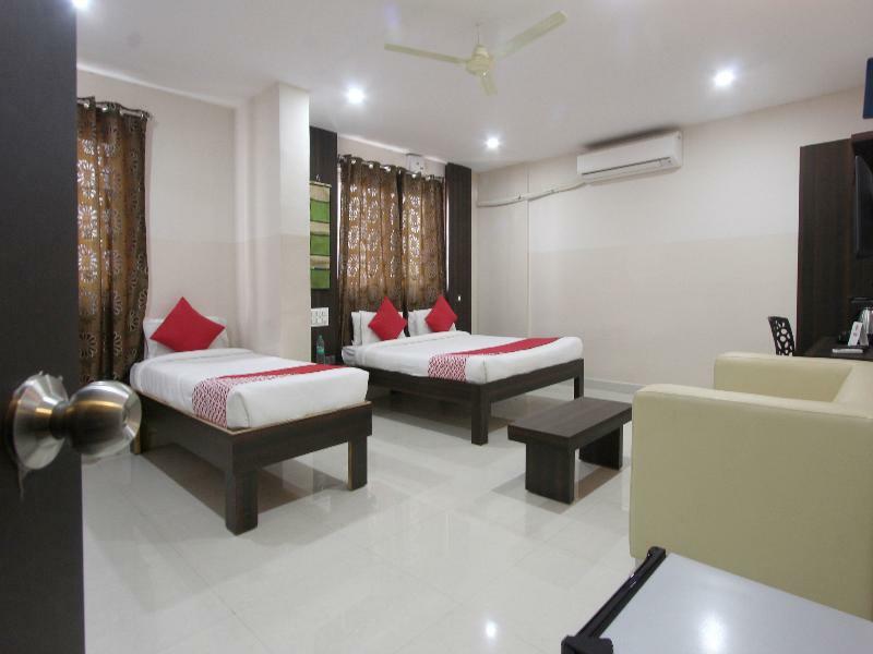 Capital O 70534 Habitat Suites And Rooms Bangalore Exteriör bild
