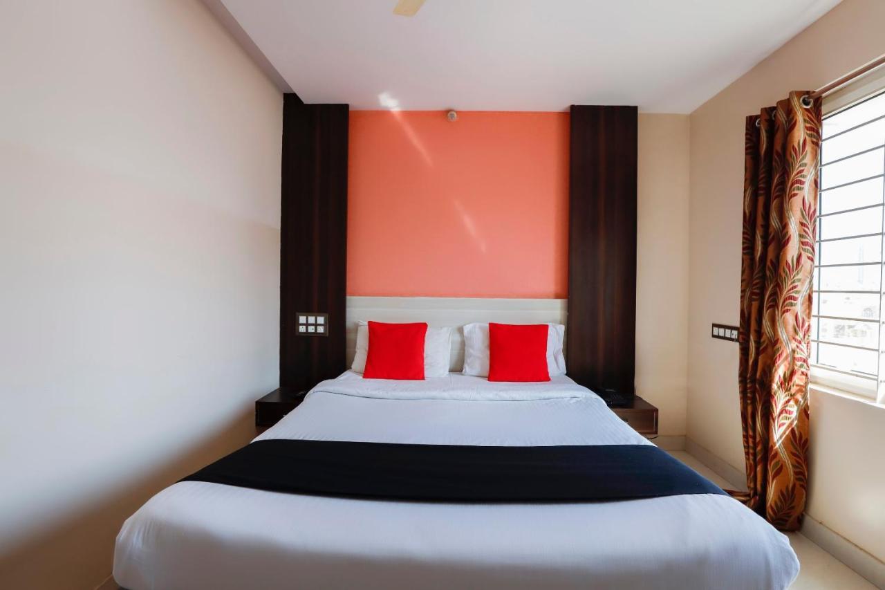 Capital O 70534 Habitat Suites And Rooms Bangalore Exteriör bild