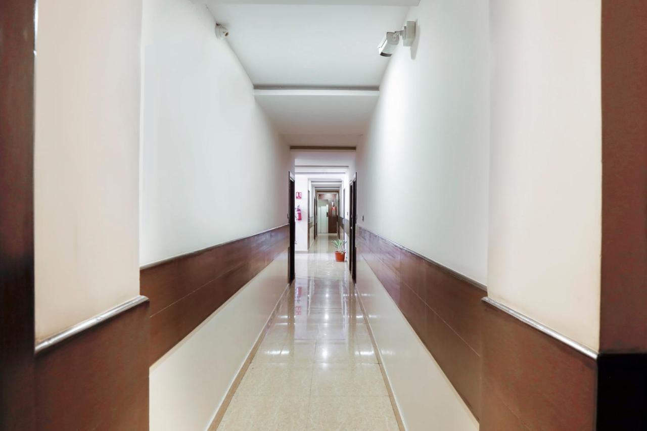 Capital O 70534 Habitat Suites And Rooms Bangalore Exteriör bild